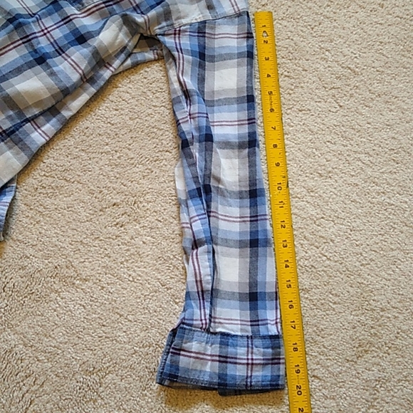 Old Navy Women's "Boyfriend" Plaid Shirt. Small. Blue/White/Gray/Burgundy. - Picture 5 of 5